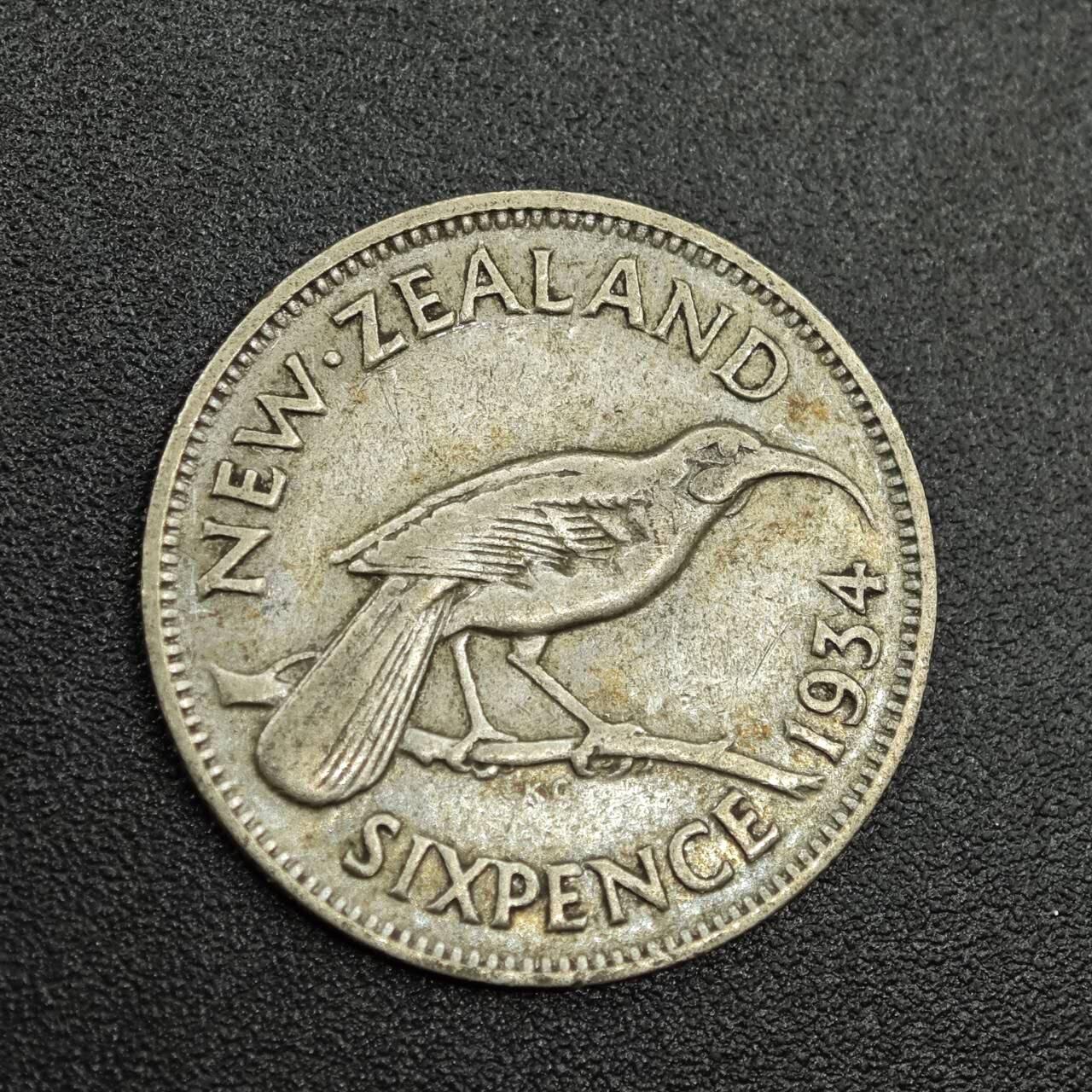 【淘币小摊】限时拍第七百八十拍  小银币场  满百包邮可预留两周  周一统一发货  新西兰1934年乔治五世6便士银币