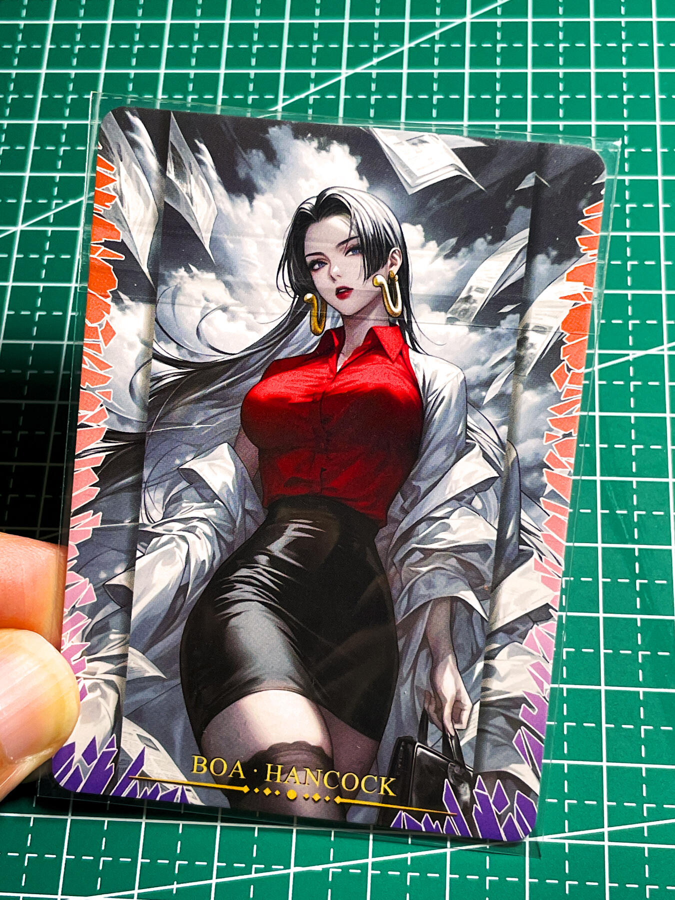 显眼宝35期 佣金1起 10月29日晚20:30截拍  驴歪歪 卡牌 海贼王 女帝 折光彩卡一张 63*88