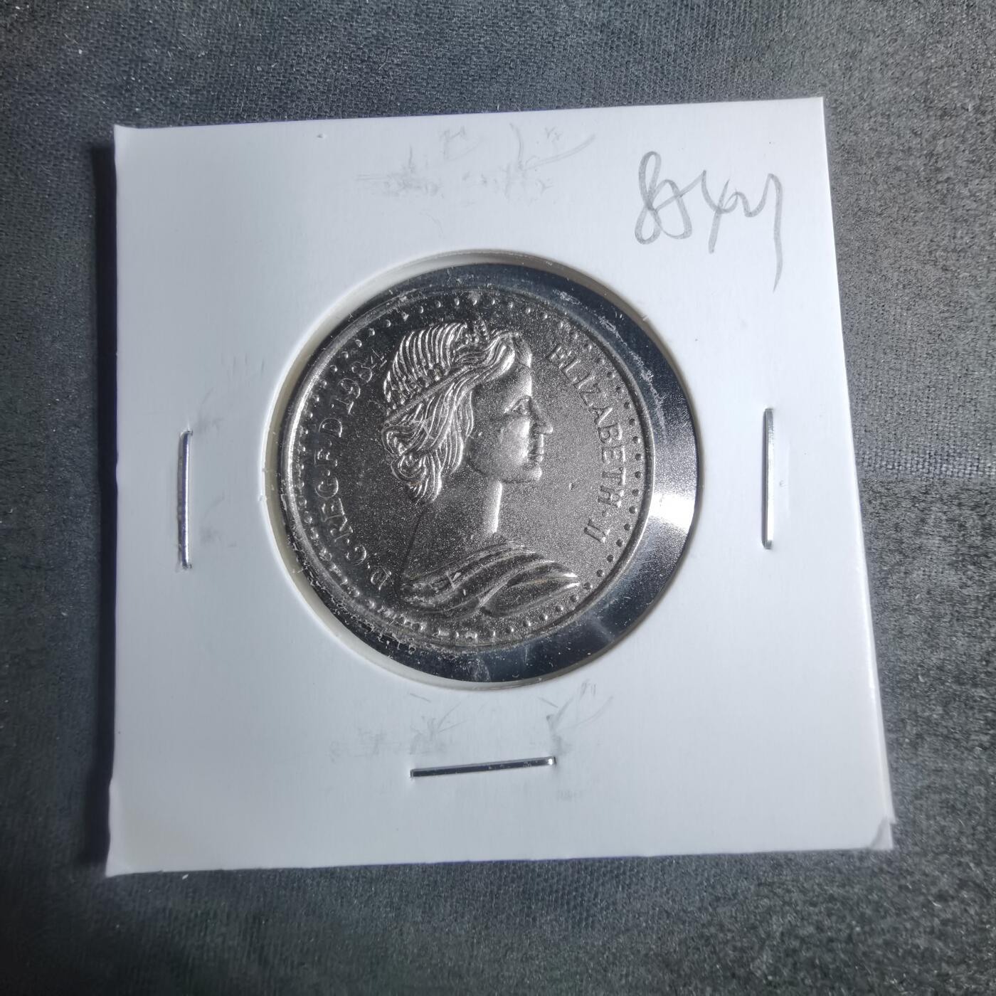 沼泽如烟--第885场 加拿大币形章