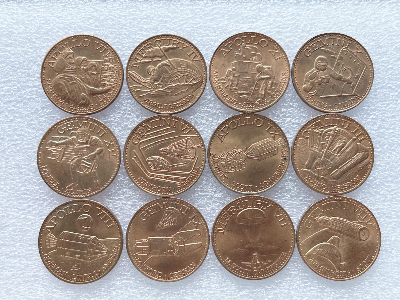 第一海外回流一元起拍收藏 散集专场  第259期 美国纪念铜章 12枚 原光品