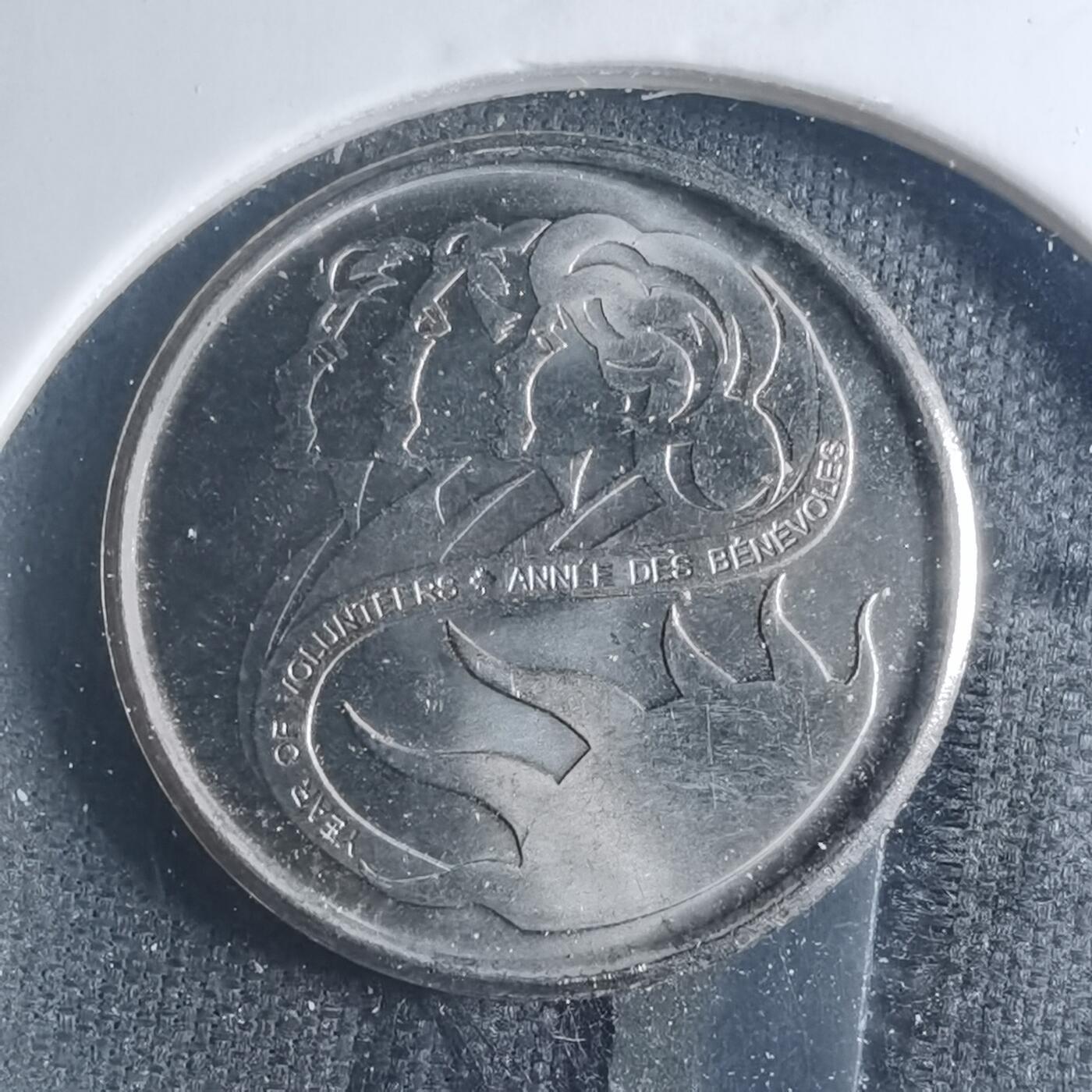 沼泽如烟--第885场 加拿大2001年十分纪念币