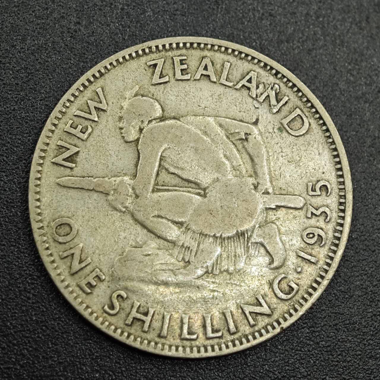 【淘币小摊】限时拍第七百八十拍  小银币场  满百包邮可预留两周  周一统一发货  新西兰1935年乔治五世一先令银币
