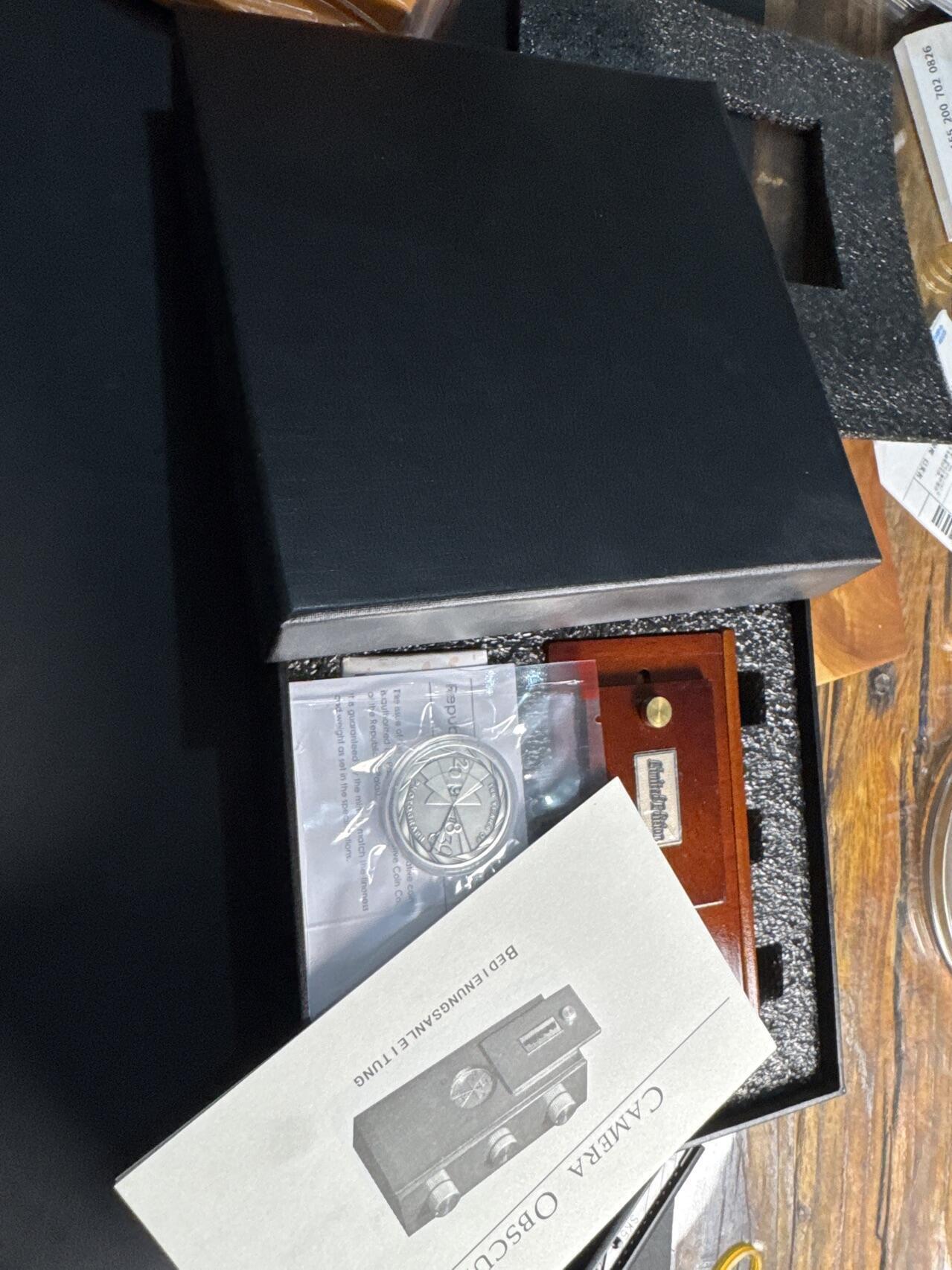 ❤️【币观天下】❤️ 第329期钱币拍卖- 2025.10.31周五晚上6点半场-长期征集拍品 帕劳 2019年照相术发明180周年仿古暗盒古典相机银币