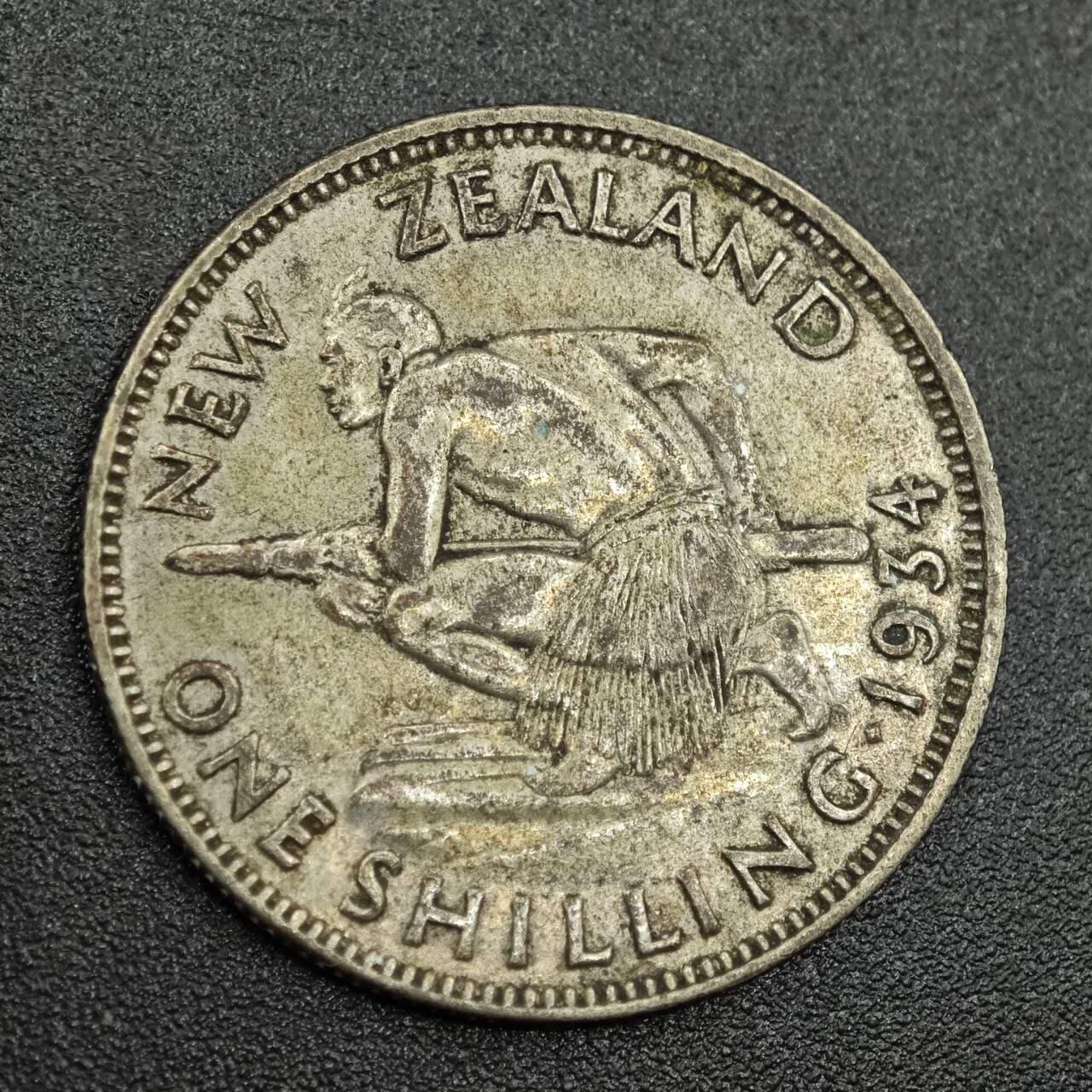 【淘币小摊】限时拍第七百八十拍  小银币场  满百包邮可预留两周  周一统一发货  新西兰1934年乔治五世一先令银币