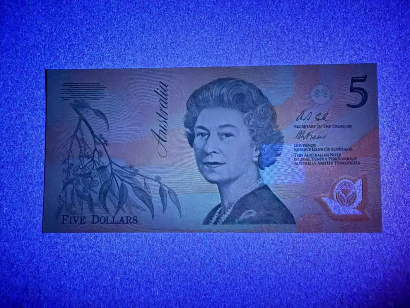 【礼羽收藏】🌏世界钱币拍卖第109期 澳大利亚92年 首版5元 全新unc