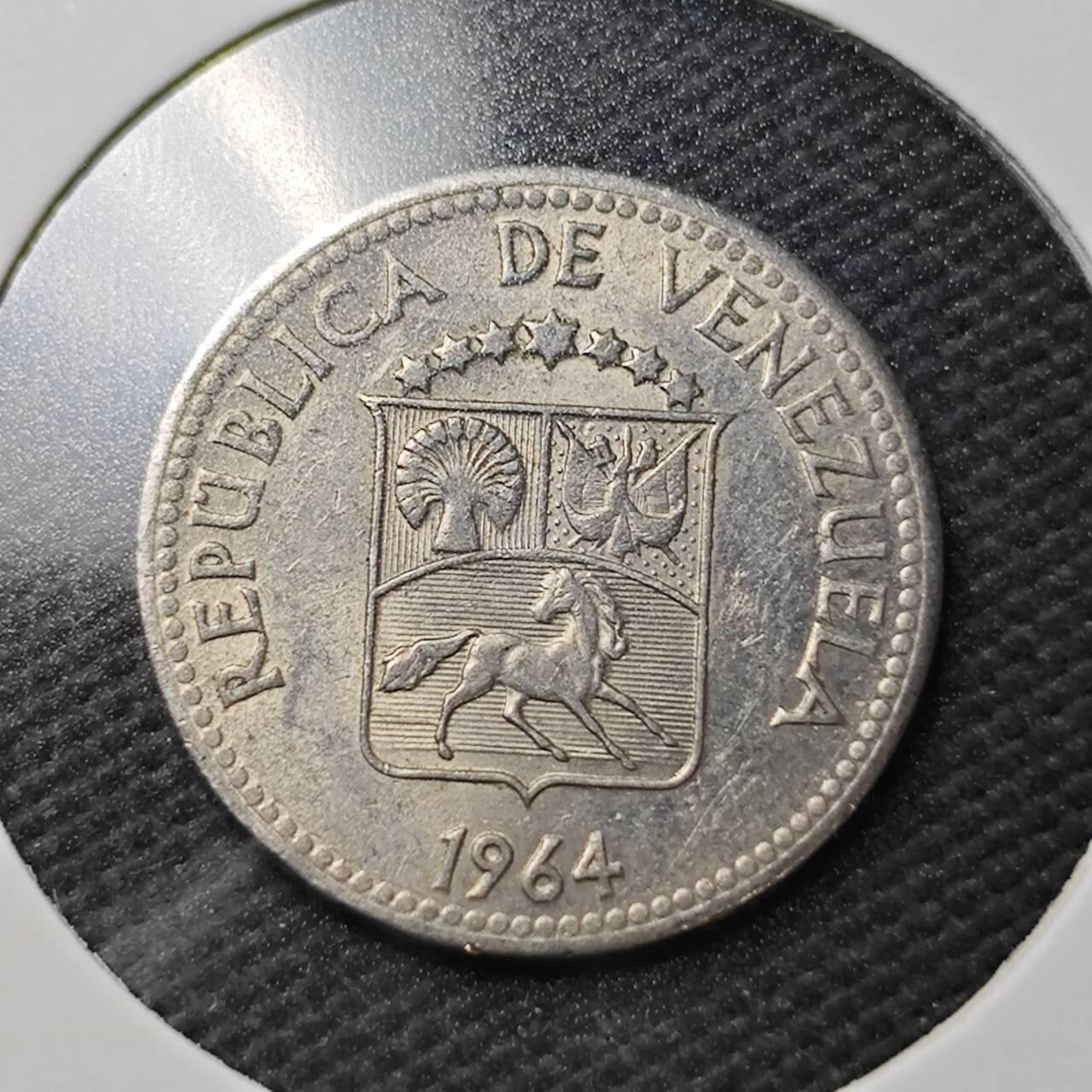 KK钱币收藏小铺  第361场  2月预留时间 周末发货  1964委内瑞拉5分