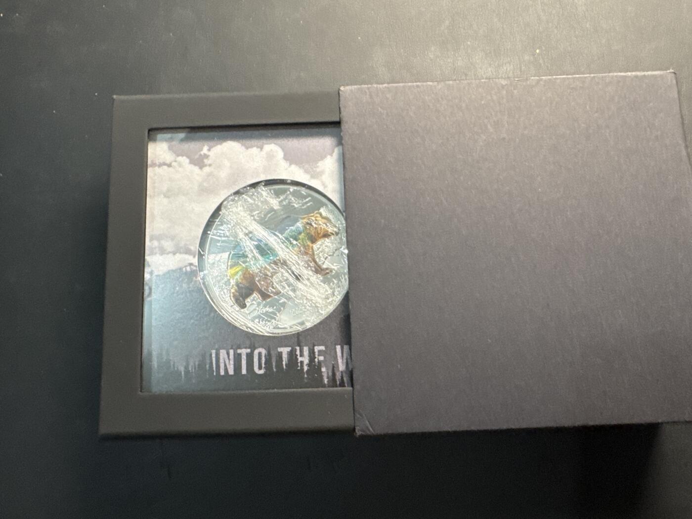 ❤️【币观天下】❤️ 第329期钱币拍卖- 2025.10.31周五晚上6点半场-长期征集拍品 蒙古2021年走进荒野系列第1枚棕熊2盎司彩色高浮雕纪念银币发行量999枚