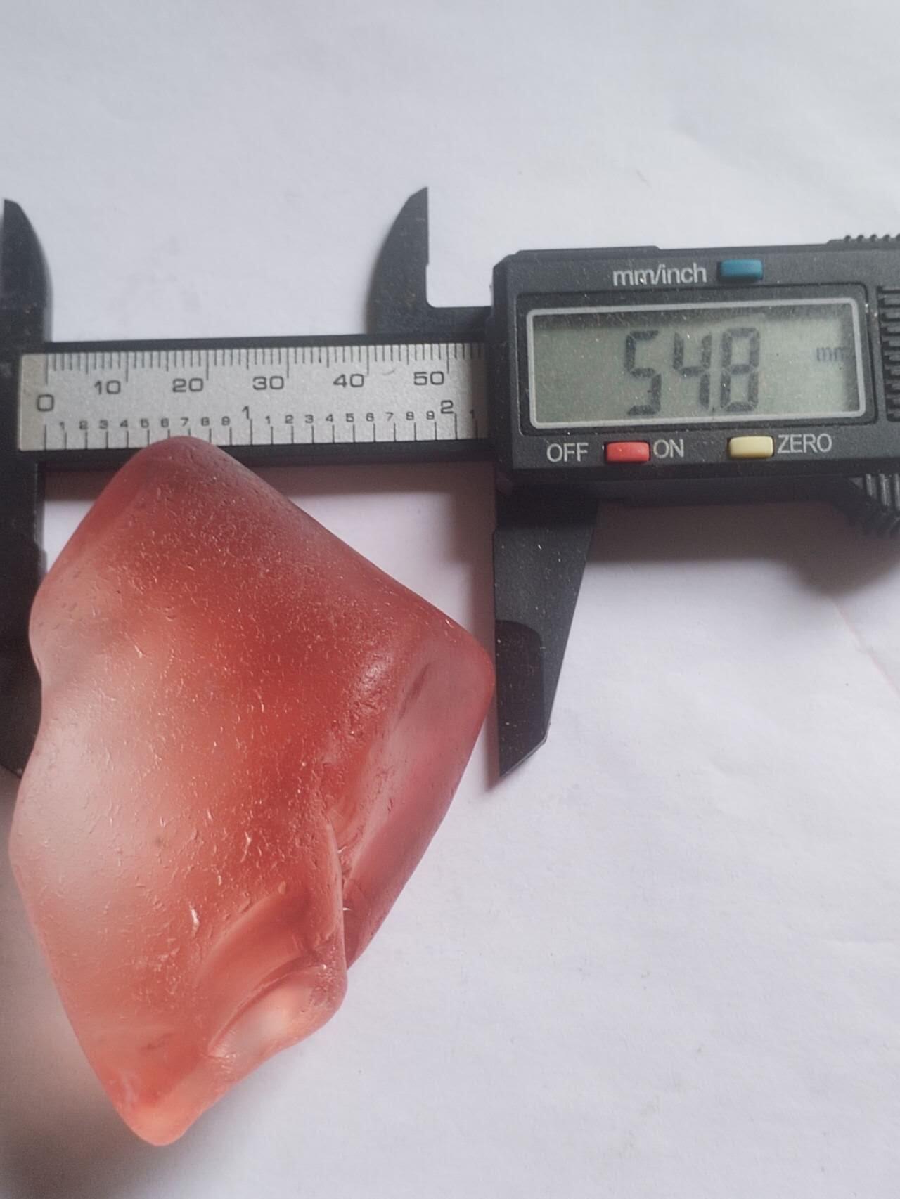 综合 红水晶。大尺寸。