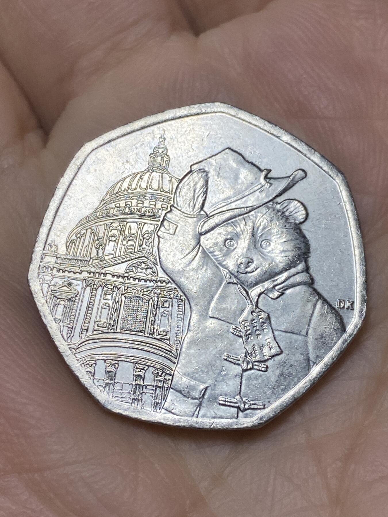 2025年第一百一十九场(总第一百四十五场）外国好品散币(免佣金) 少见–英国🇬🇧2019年50便士(帕丁顿熊纪念币)