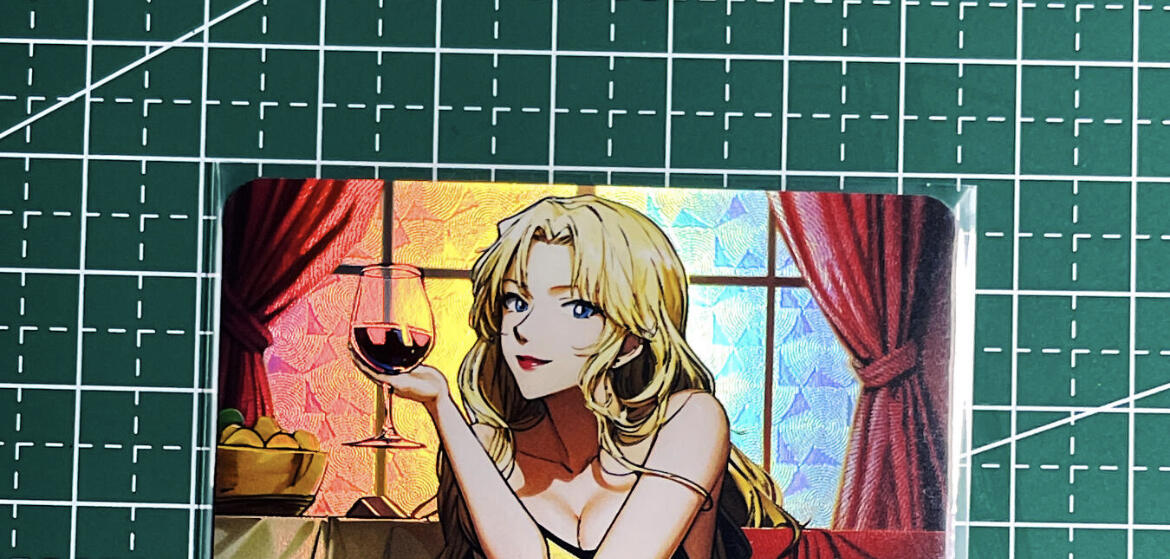 显眼宝35期 佣金1起 10月29日晚20:30截拍  驴歪歪 卡牌 名侦探柯南 苦艾酒 贝尔摩德 折光彩闪卡一张 63*88