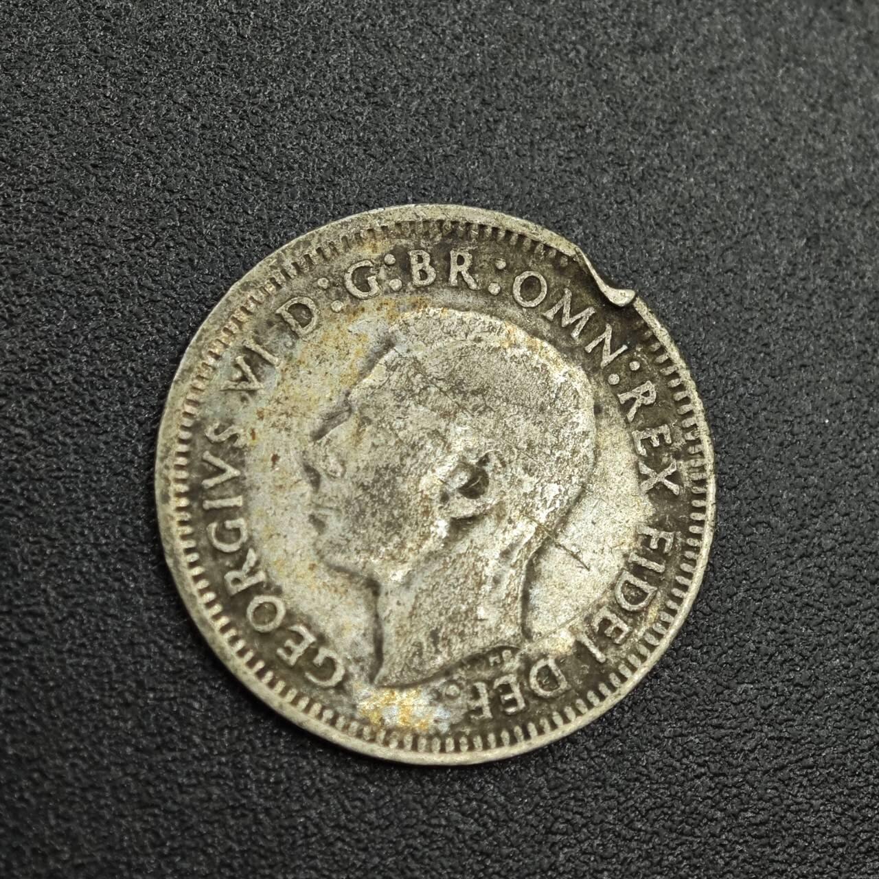 【淘币小摊】限时拍第七百八十拍  小银币场  满百包邮可预留两周  周一统一发货  澳大利亚1952年乔治六世3便士银币