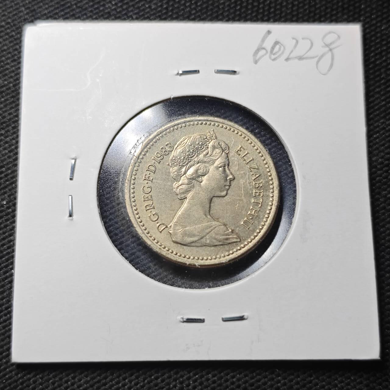 KK钱币收藏小铺  第360场  2月预留时间 周末发货  英国1镑