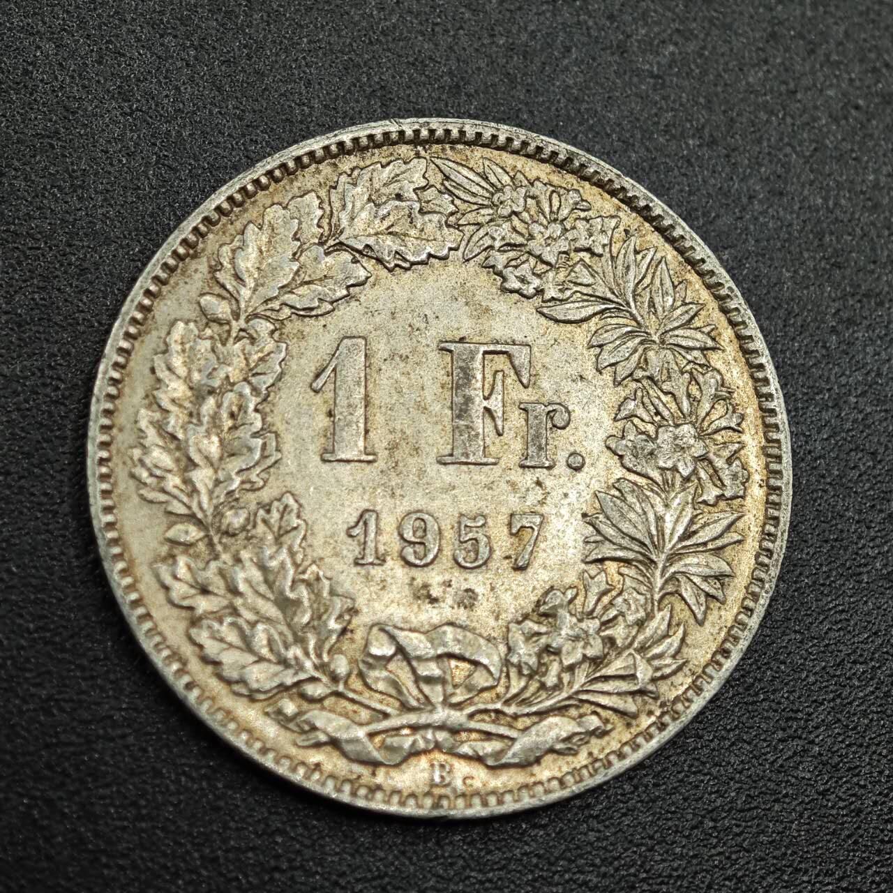 【淘币小摊】限时拍第七百八十拍  小银币场  满百包邮可预留两周  周一统一发货  瑞士1957年1法郎银币