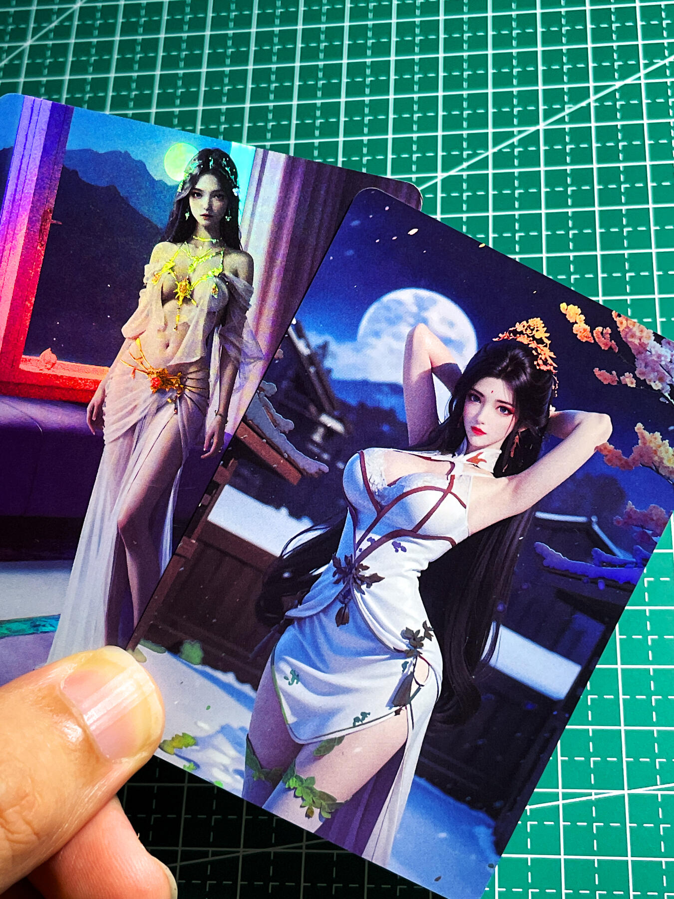 显眼宝35期 佣金1起 10月29日晚20:30截拍  热门动漫人物卡牌  月蝉  2张  彩闪 63*88