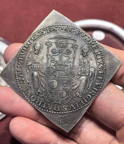 南宋泉阁俄币 外币 国币 专场第十八期 【送拍无额外佣金】 - 20世纪后铸 银制 萨尔茨堡教区方形2泰勒 大直径 超压手