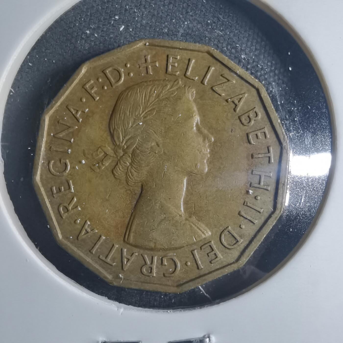 沼泽如烟--第885场 英国1955年3便士