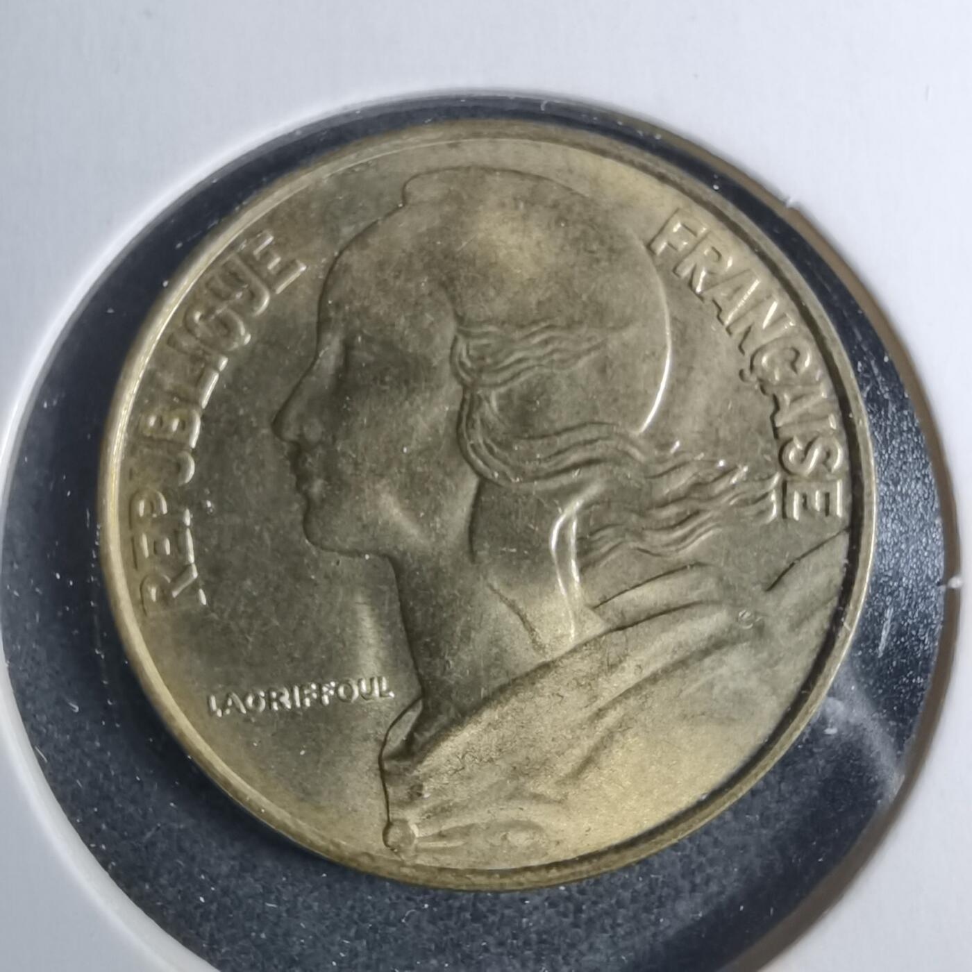 沼泽如烟--第885场 法国1972年20分