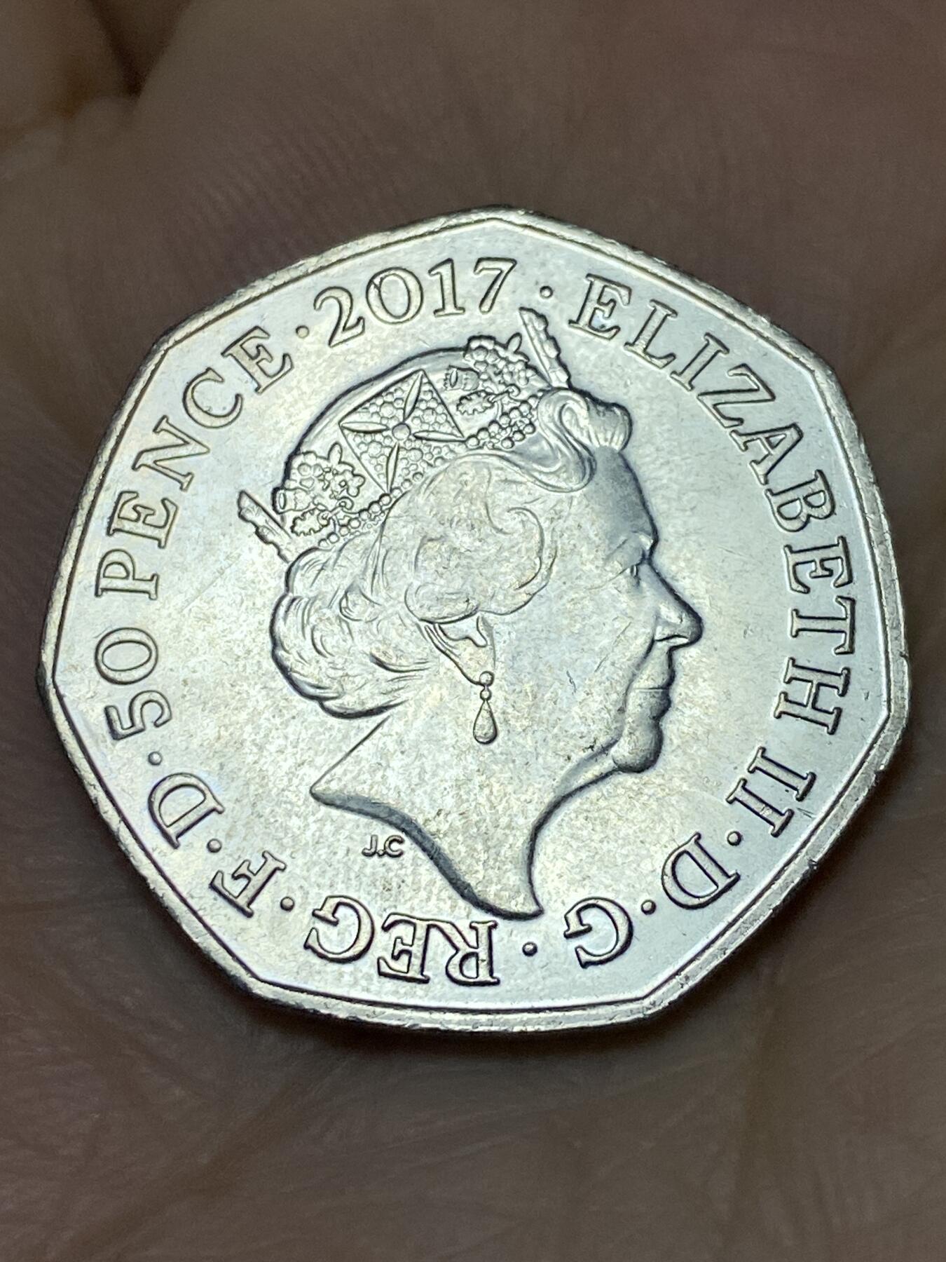 2025年第一百一十九场(总第一百四十五场）外国好品散币(免佣金) 英国🇬🇧2017年50便士(本杰明兔纪念币)