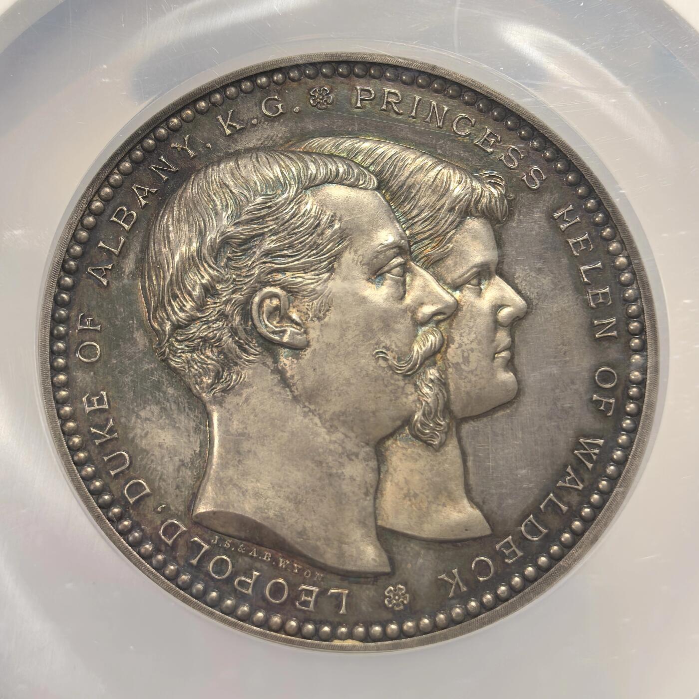 博洋堂“物美丰成”11月精品专场暨第145期（全场包邮） NGC MS63 英国1882年奥尔巴尼公爵和海伦妮公主大婚银章，直径64mm，罕见品种，高浮雕立体生动，状态一流，附原盒
