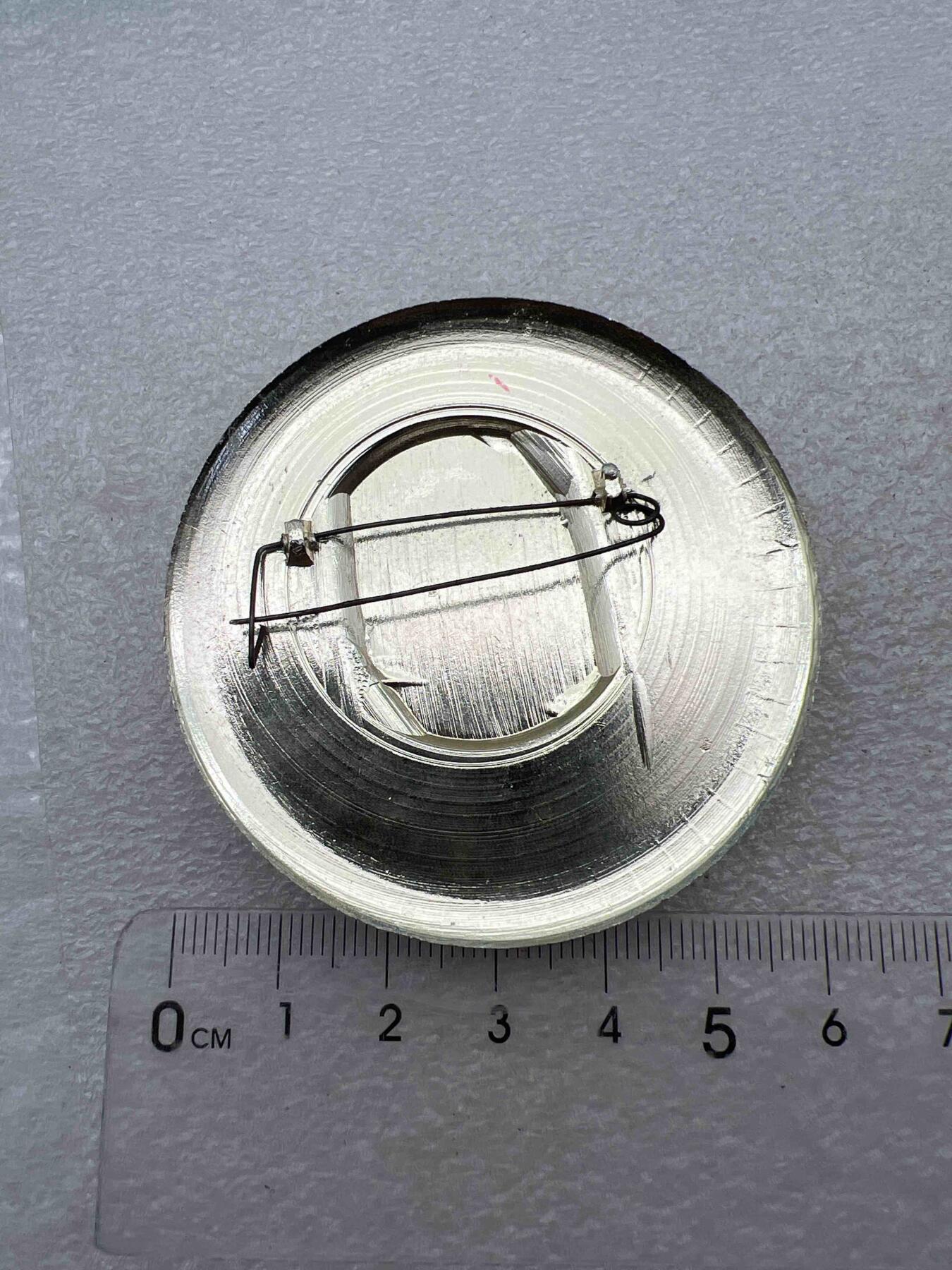 真品毛主席像章纪念章 真品像章、纪念章