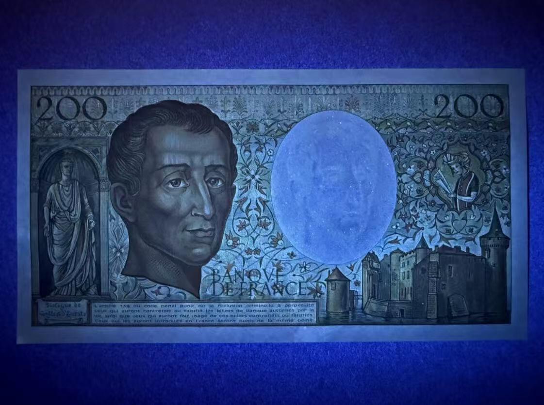 【礼羽收藏】🌏世界钱币拍卖第109期 法国 1983年200法郎 孟德斯鸠 全新UNC