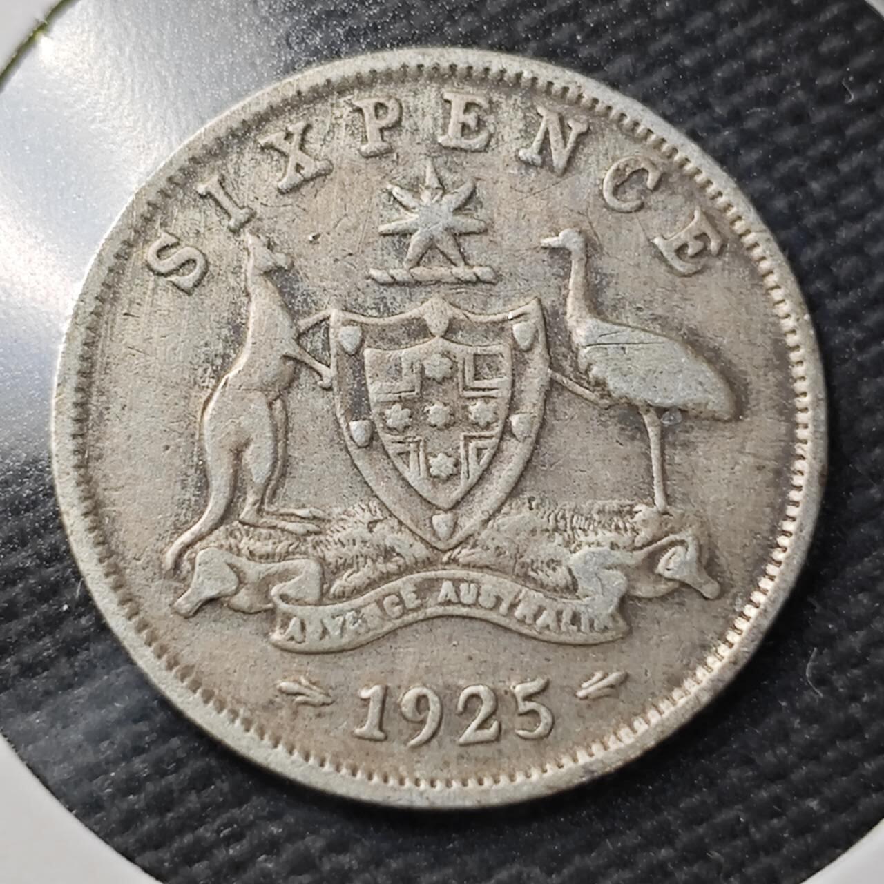 KK钱币收藏小铺  第361场  2月预留时间 周末发货  1925澳大利亚6便士银币 高银