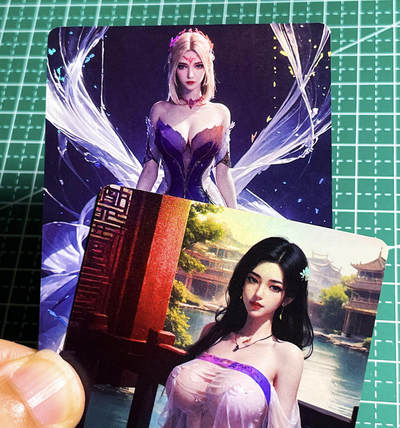 显眼宝35期 佣金1起 10月29日晚20:30截拍  - 热门动漫人物卡牌  千刃雪 明珠夫人  2张  彩闪 63*88