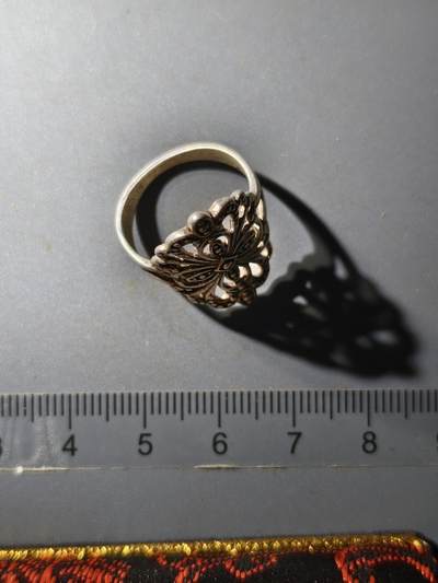 80期回流戒指饰品杂件纪念章丝路钱币专场 - 少数民族饰品