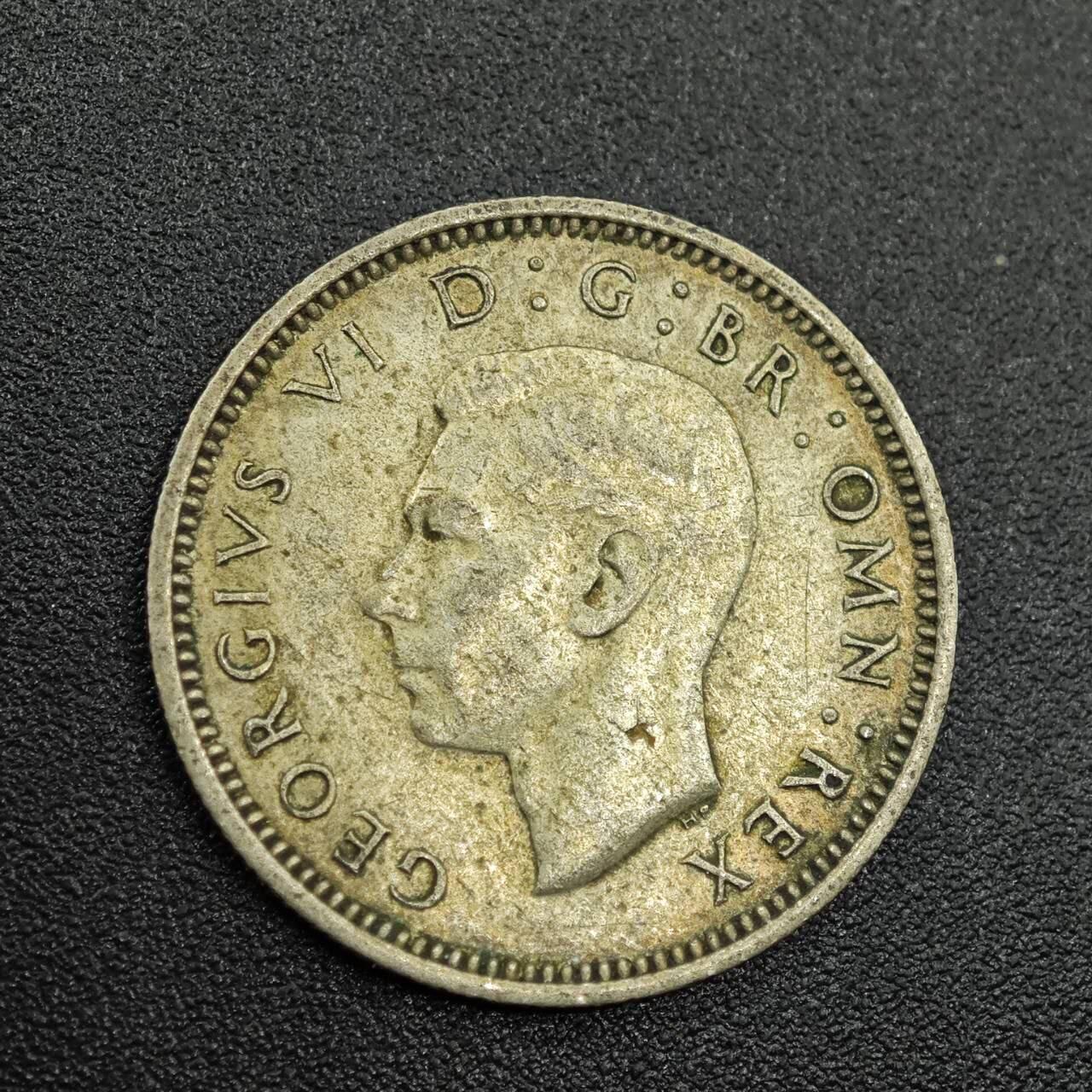 【淘币小摊】限时拍第七百八十拍  小银币场  满百包邮可预留两周  周一统一发货  英国1944年乔治六世6便士银币