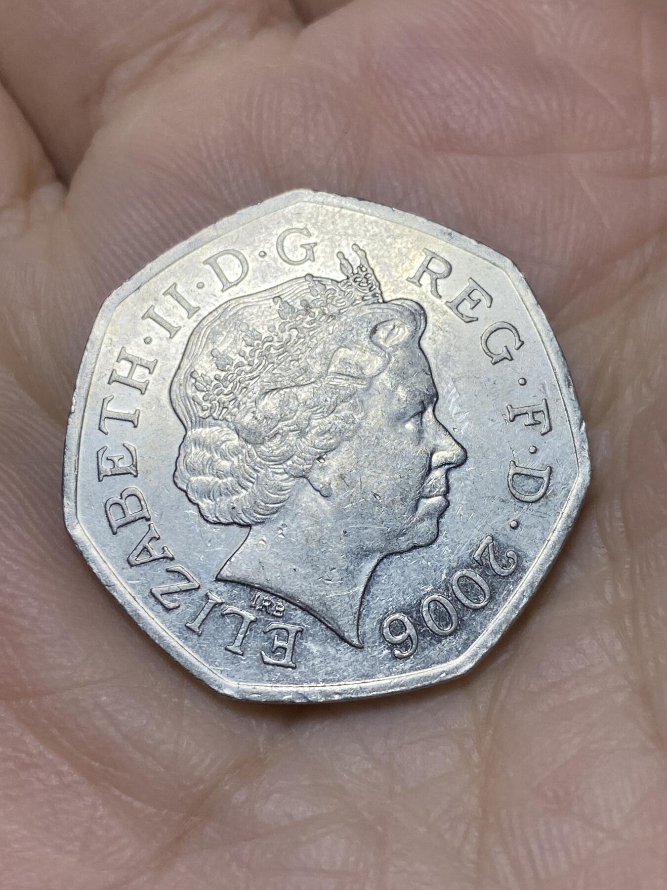 2025年第一百一十九场(总第一百四十五场）外国好品散币(免佣金) 英国🇬🇧2006年50便士(维多利亚十字勋章创立150周年纪念币)