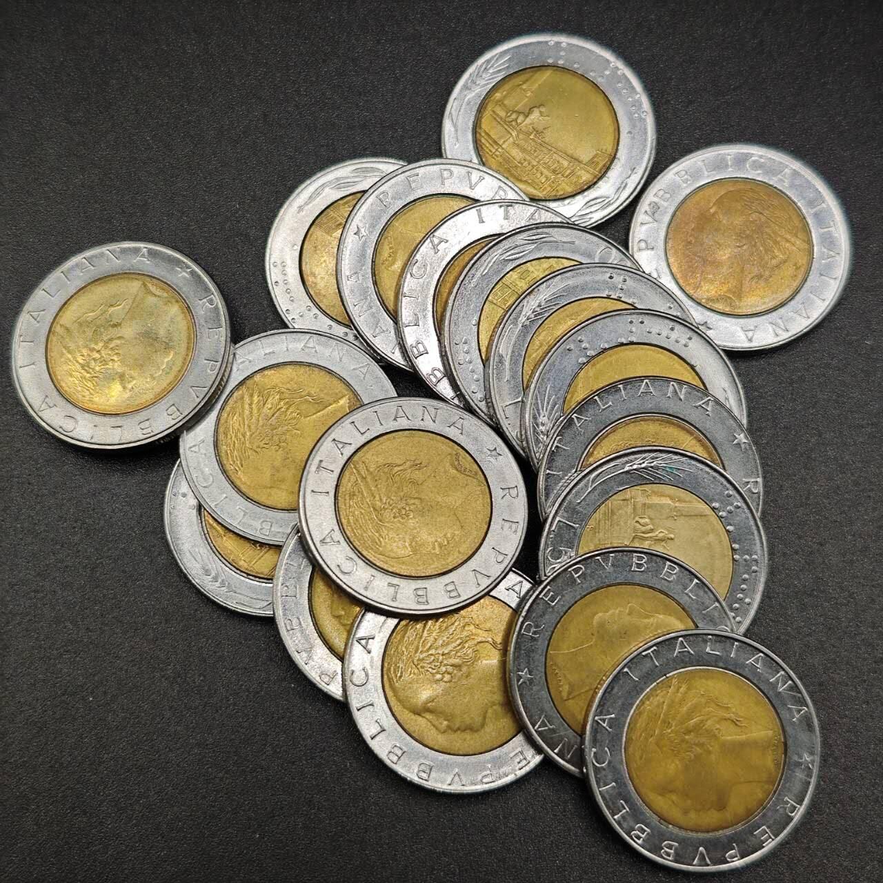 【淘币小摊】实时拍第七百七十九拍   散币场   满百包邮可预留二周 每周一统一发货   意大利500里拉18枚