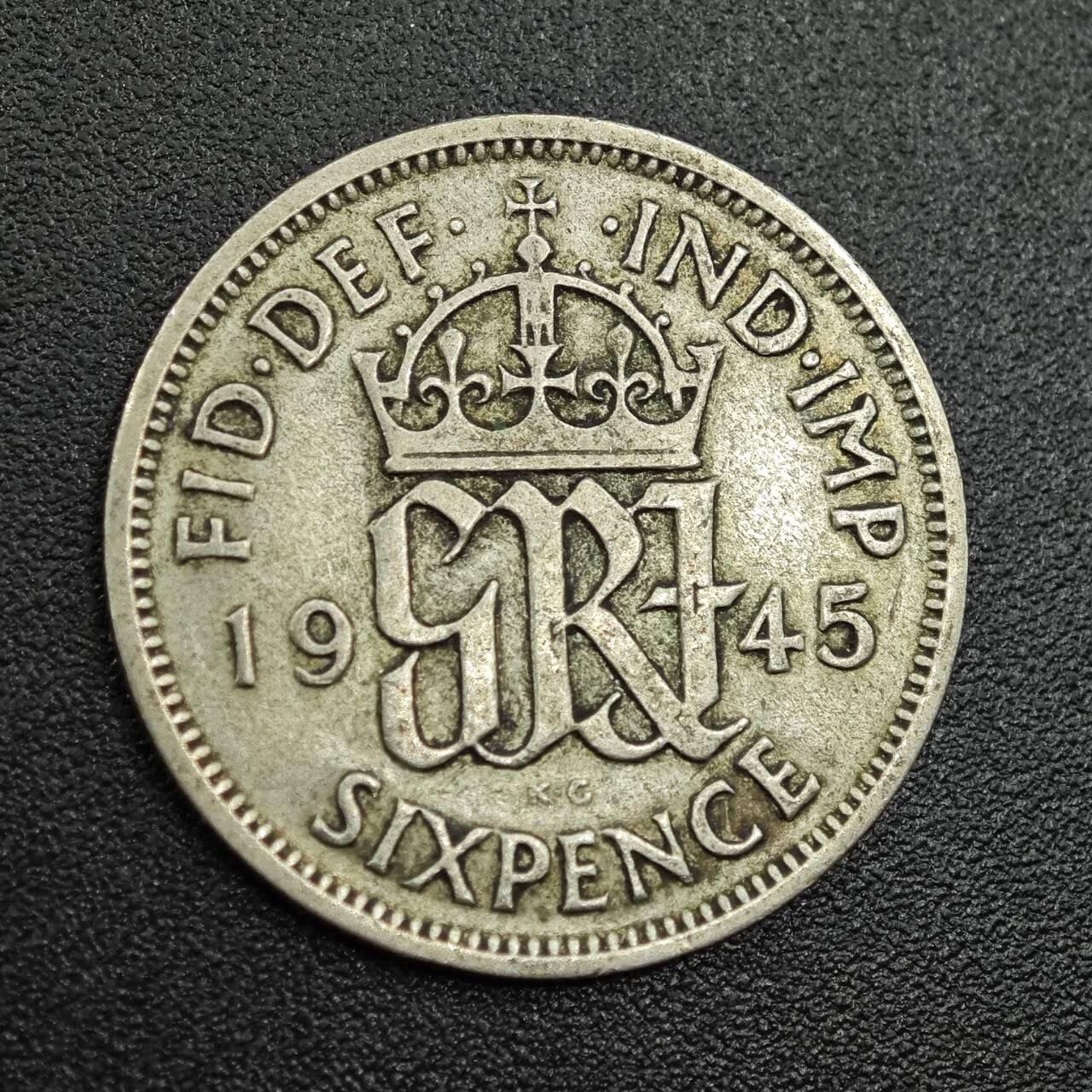 【淘币小摊】限时拍第七百八十拍  小银币场  满百包邮可预留两周  周一统一发货  英国1945年乔治六世6便士银币