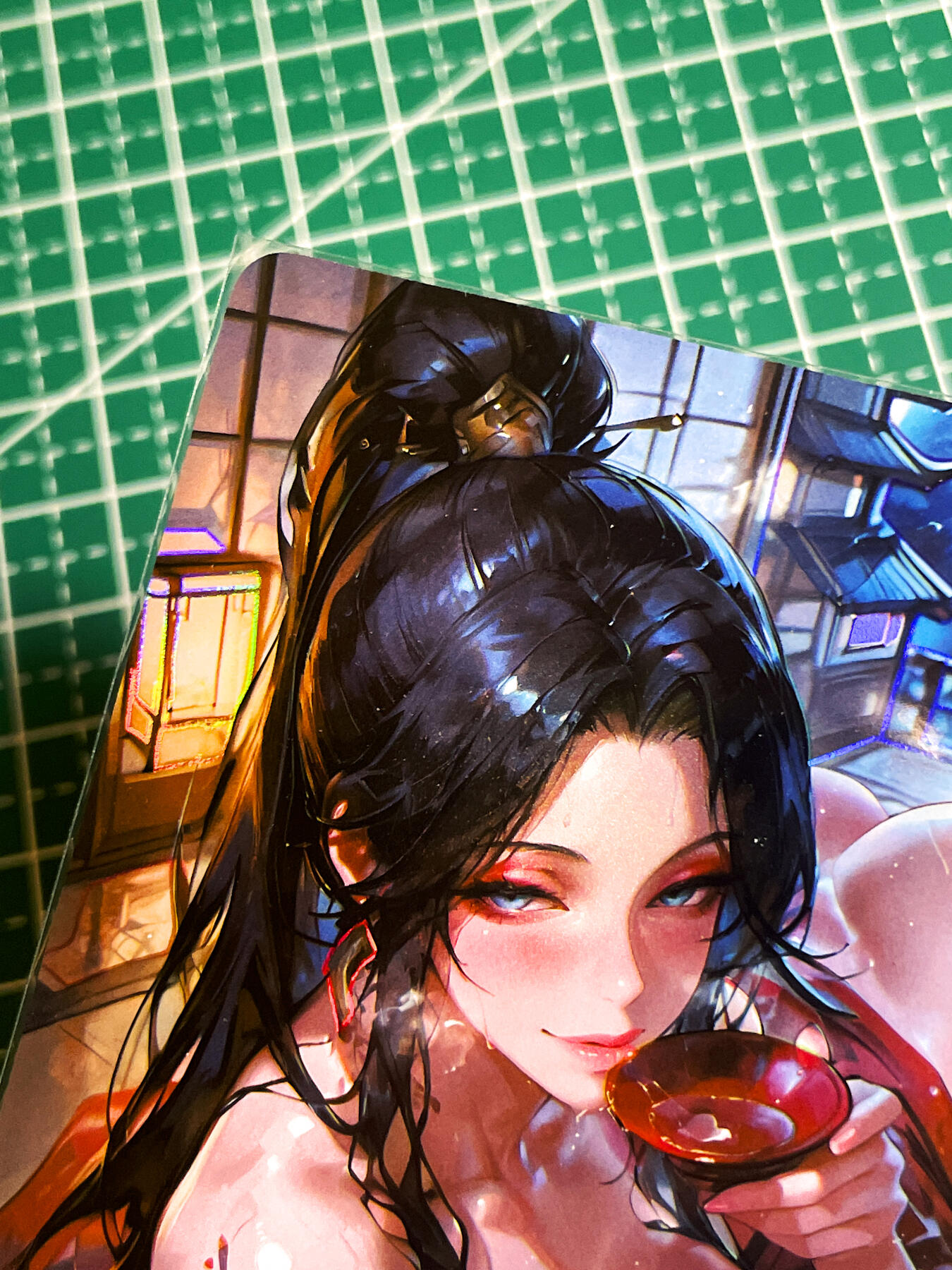 显眼宝35期 佣金1起 10月29日晚20:30截拍  造物卡牌   墨烬红颜系列    孤独无邪    共1张   彩闪工艺   大卡尺寸  63*88