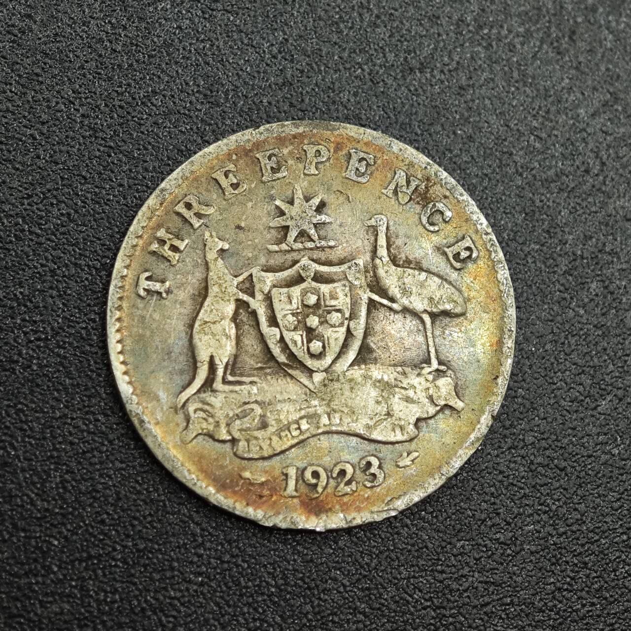 【淘币小摊】限时拍第七百八十拍  小银币场  满百包邮可预留两周  周一统一发货  澳大利亚1923年乔治五世3便士银币