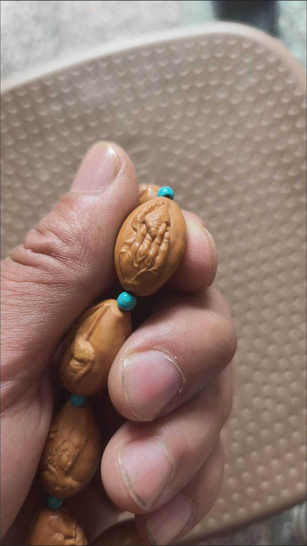 听雨轩（12） 玉化双面核雕手串 美女 生命之源（可联系发实图）