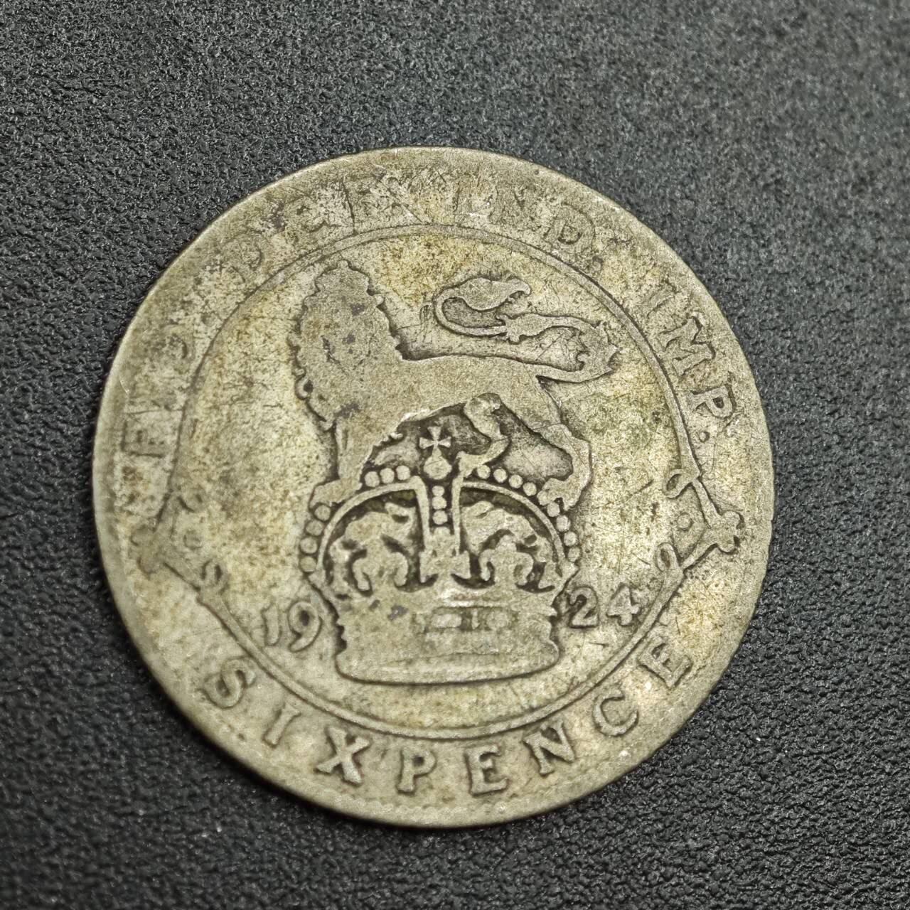 【淘币小摊】限时拍第七百八十拍  小银币场  满百包邮可预留两周  周一统一发货  英国1924年乔治五世6便士银币