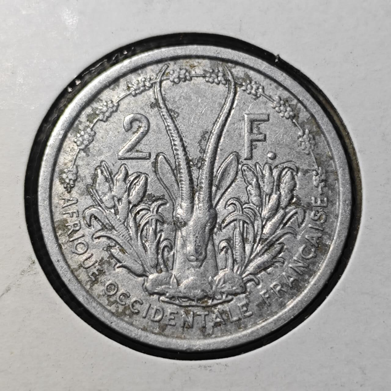 KK钱币收藏小铺  第361场  2月预留时间 周末发货  1948法属西非2法郎