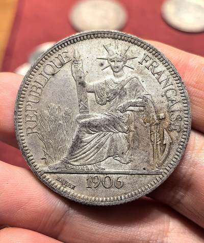 南宋泉阁俄币 外币 国币 专场第十八期 【送拍无额外佣金】 - 法国 1906年 法属印支1皮亚斯特银币 座洋 老包浆带底光 原味好品