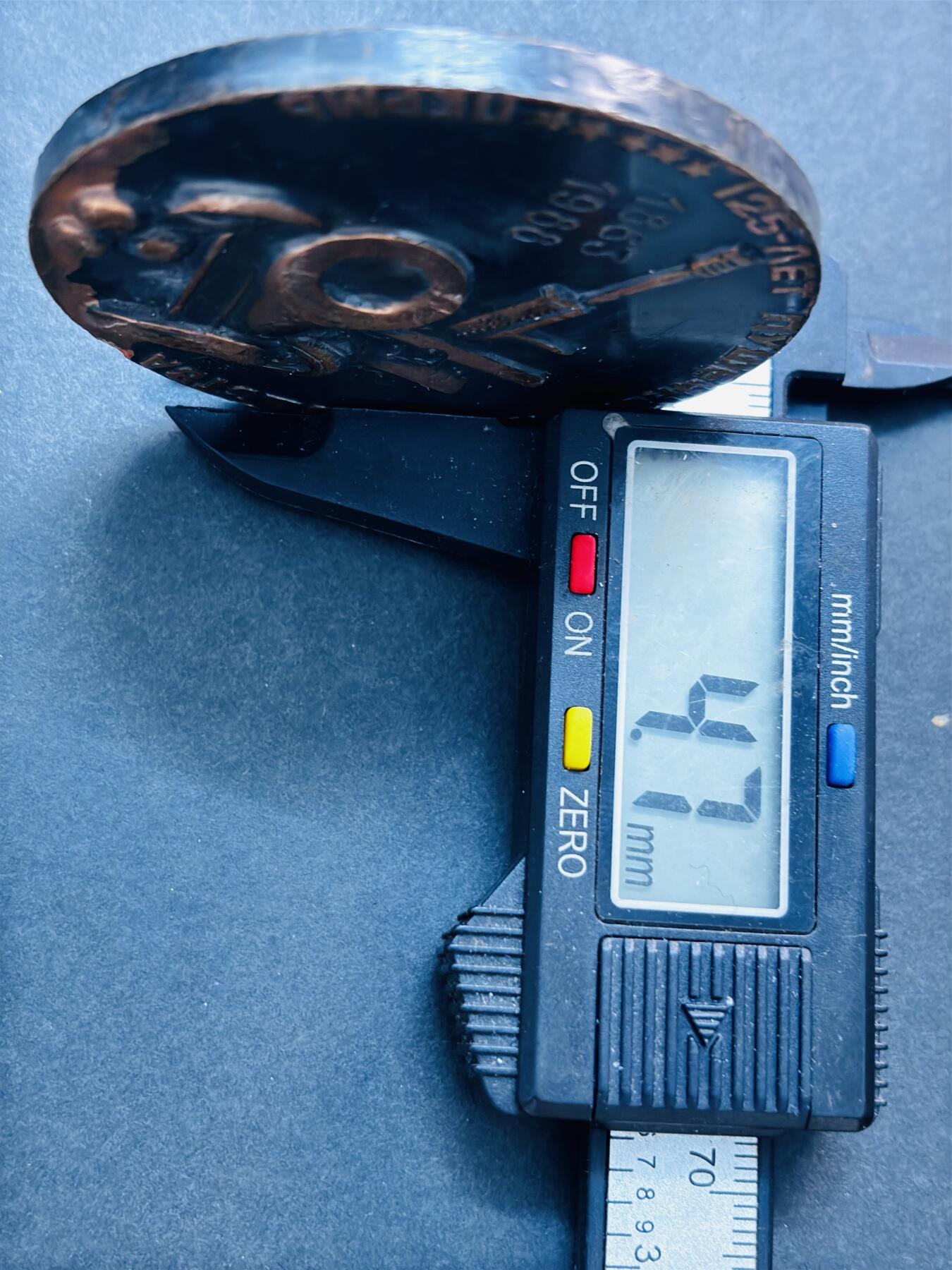 文馨钱币收藏第 278 场，银元，纸币，铜章场 长期接收代拍品 纪念彼尔姆火炮制造厂成立125周年大铜章，详情看图