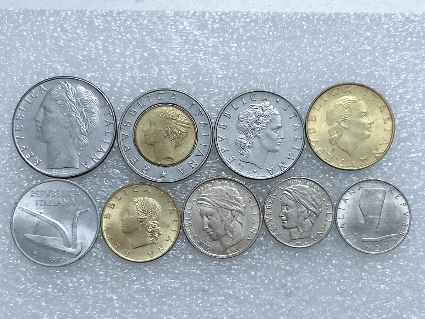第一海外回流一元起拍收藏 散集专场  第260期 意大利不同版本硬币9枚 原光好品