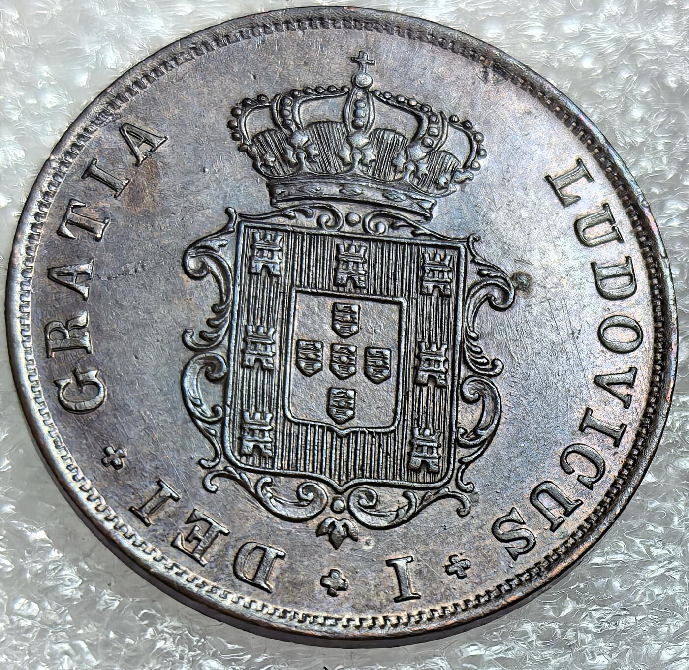 埃及、德属东非、匈牙利、葡萄牙、沙俄古银币古铜币，周五晚上九点倒数截拍，满百包邮，可寄存半年，喜欢朋友微信扫描二维码可直接参拍 少见面值全新葡萄牙1875年3瑞斯，km517