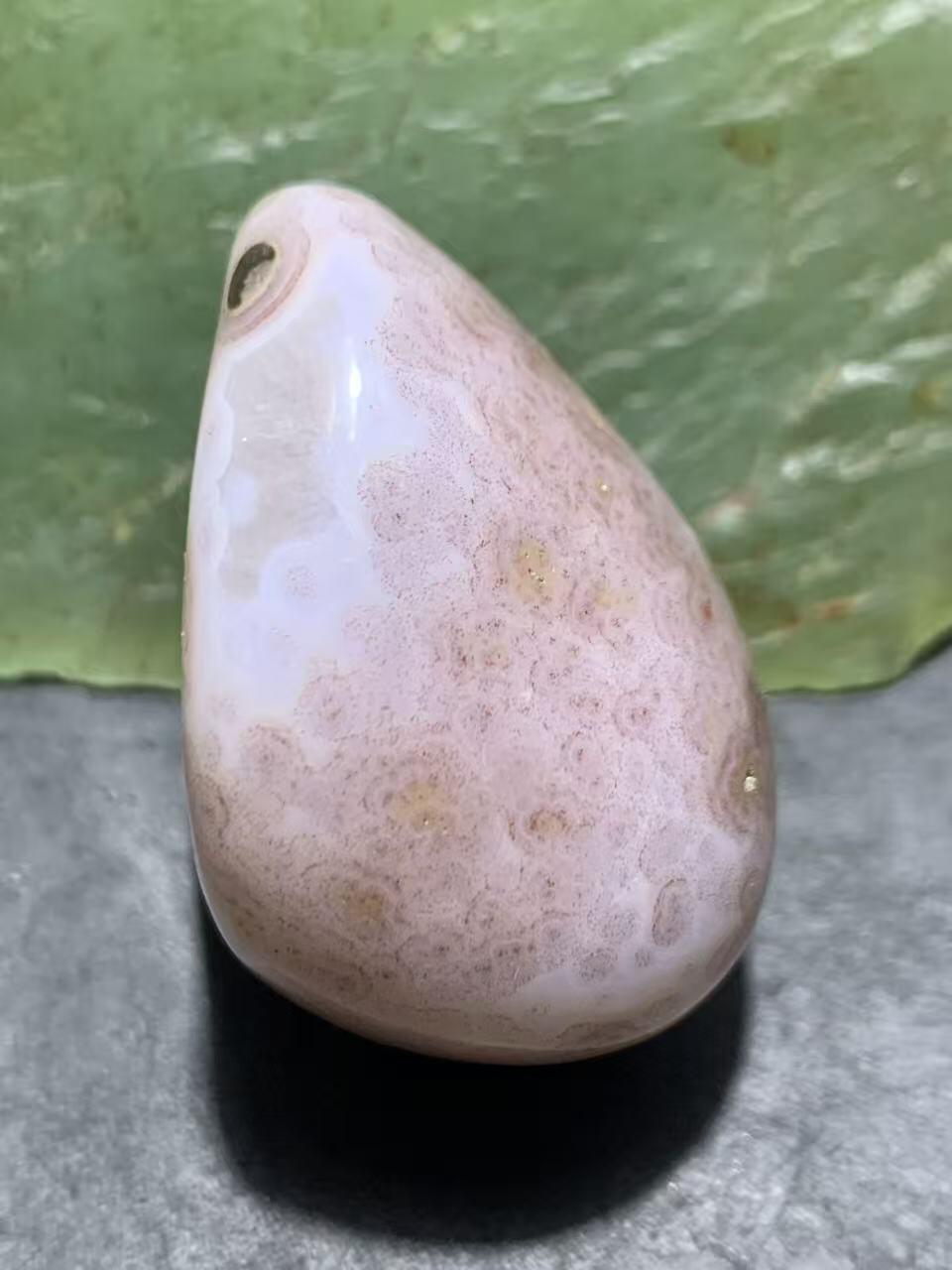 精美高玉化朱砂点战国红玛瑙随形吊坠一个