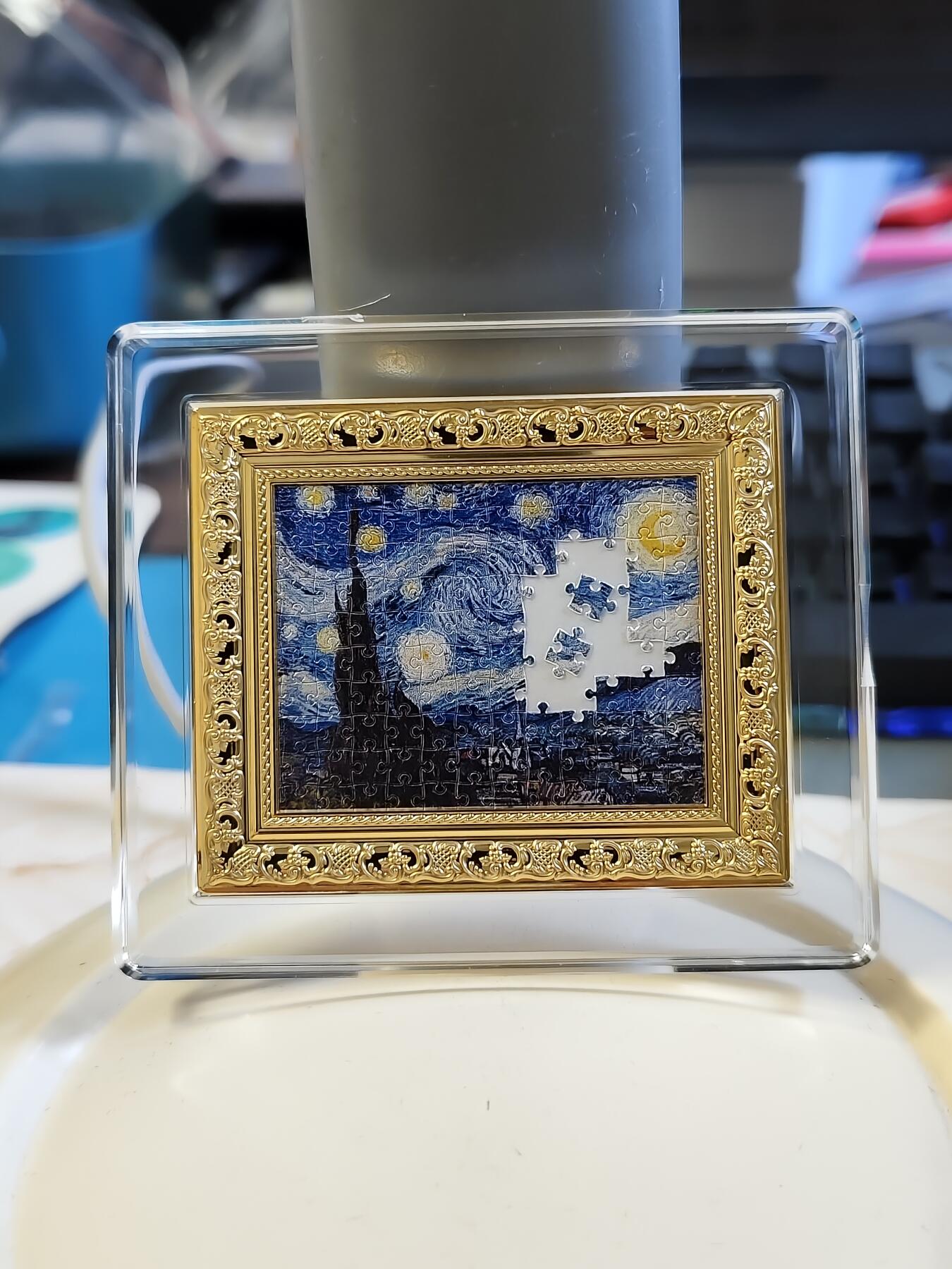 第180期拍卖【长期征集拍品】【北京币展专场】 纽埃2022年世界名画拼图艺术系列梵高星空纪念币，银999+铜，1克/60克，发行量2000枚