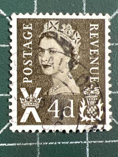 第1040 邮票专场 （无押金，捡漏，全场50包邮，偏远地区除外，接收代拍业务，本店十天发一次货） - 英国女王邮票