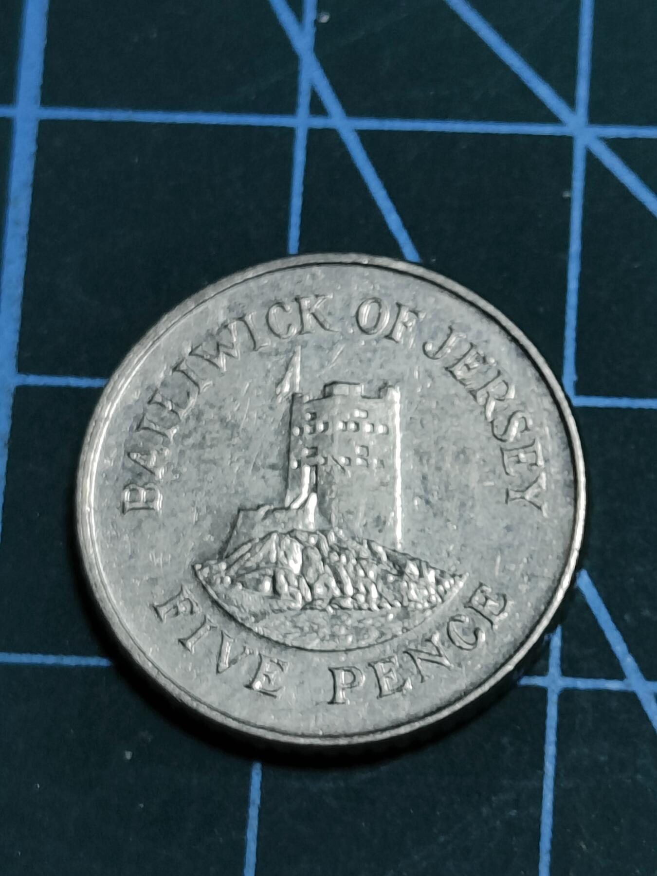 2025年第一百一十九场(总第一百四十五场）外国好品散币(免佣金) 英属泽西岛🇯🇪2003年5便士(伊丽莎白二世老年)