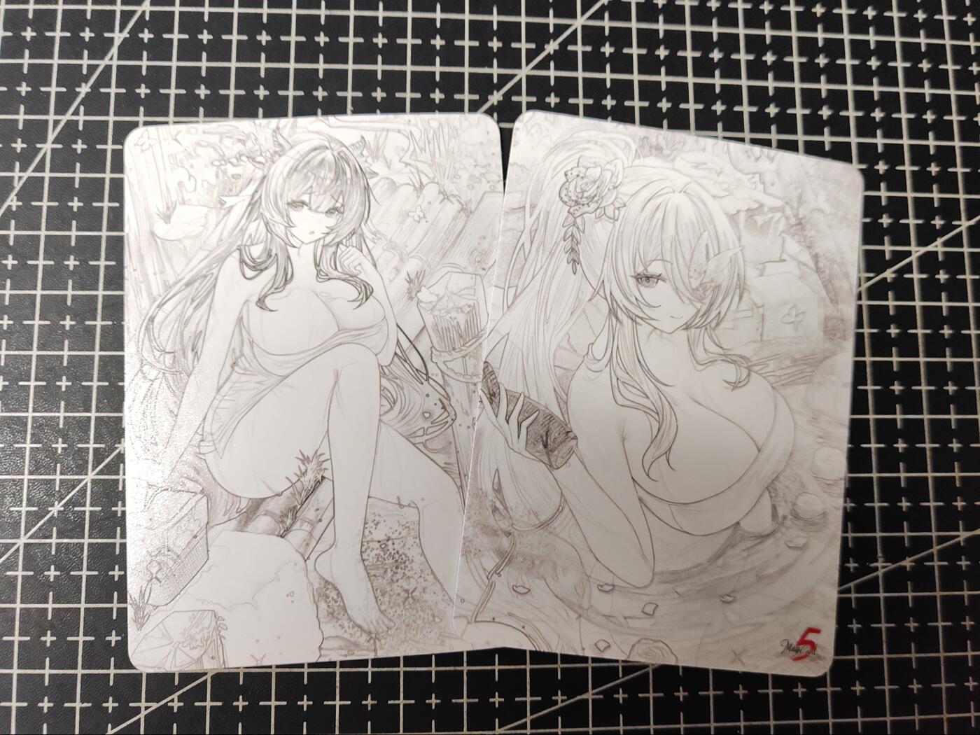 铃鹿第九期（提示一：自制卡难免瑕疵，可能存在撞角爆边等出厂瑕疵，介意慎拍；提示二：参拍请慎重，跑单押金不退的）） 五月碧蓝航线粗闪对卡