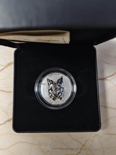 第180期拍卖【长期征集拍品】【北京币展专场】 - 加拿大2020年多边立体高浮雕动物系列猞猁1盎司纪念银币，9999银，发行2500枚，女王面G字母下面有点擦伤，边齿氧化