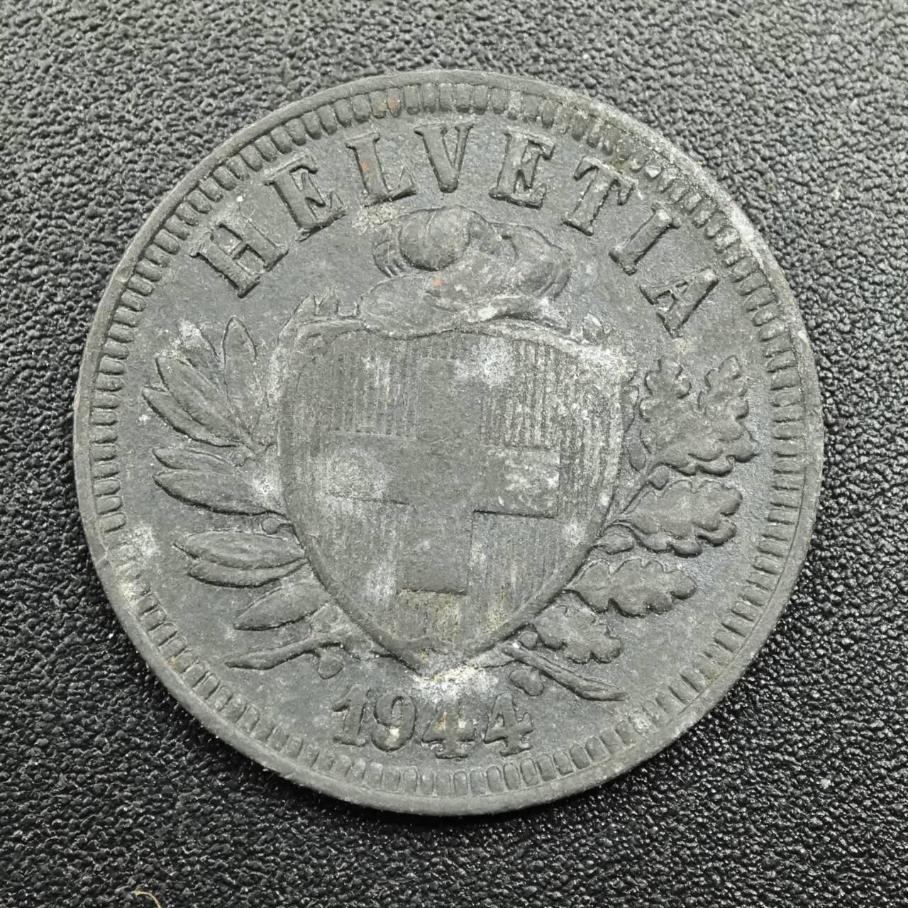 【淘币小摊】实时拍第七百八十一拍   散币场   满百包邮可预留二周 每周一统一发货   瑞士1944年2分锌币