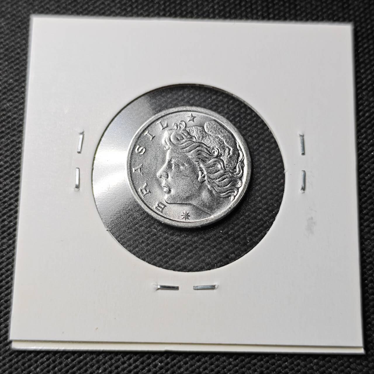 KK钱币收藏小铺  第361场  2月预留时间 周末发货  巴西2分农粮纪念币