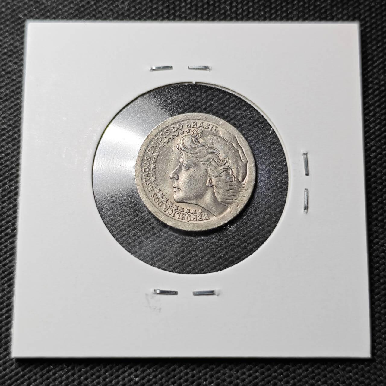 KK钱币收藏小铺  第361场  2月预留时间 周末发货  1965巴西50分 好品 巴西女神